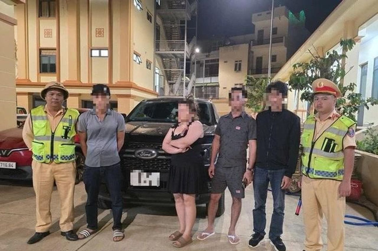 Đắk Lắk: Tài xế xe bán tải đánh người sau va chạm - Chuyên trang Vietnamdaily - Báo Tri thức & Cuộc sống