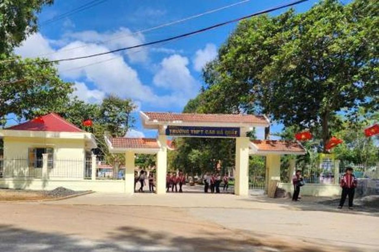 Nữ Hiệu trưởng từng cho học sinh lớp 12 'tự nguyện nghỉ học' đã bị miễn nhiệm chức vụ - Chuyên trang Công an Đà Nẵng - Báo Công an Nhân dân