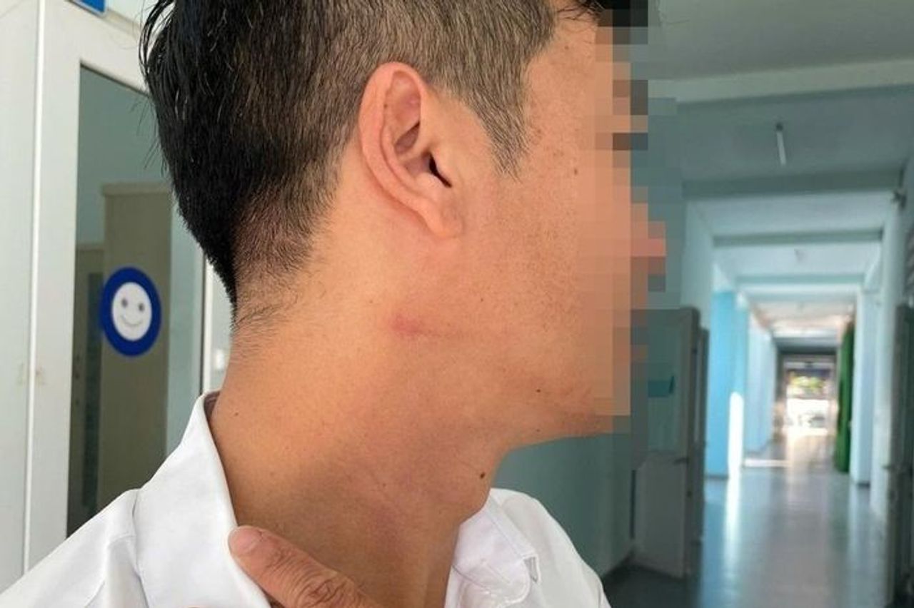 Bộ GD&ĐT yêu cầu báo cáo vụ giáo viên bóp cổ đồng nghiệp - Tạp chí Tri thức