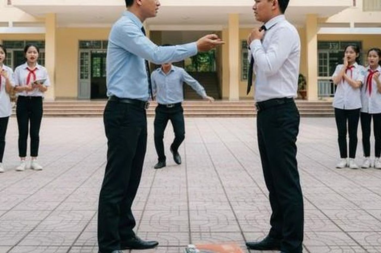 Giáo viên bạo hành đồng nghiệp sẽ bị xử lý kỷ luật thế nào? - Báo Sức Khỏe & Đời Sống