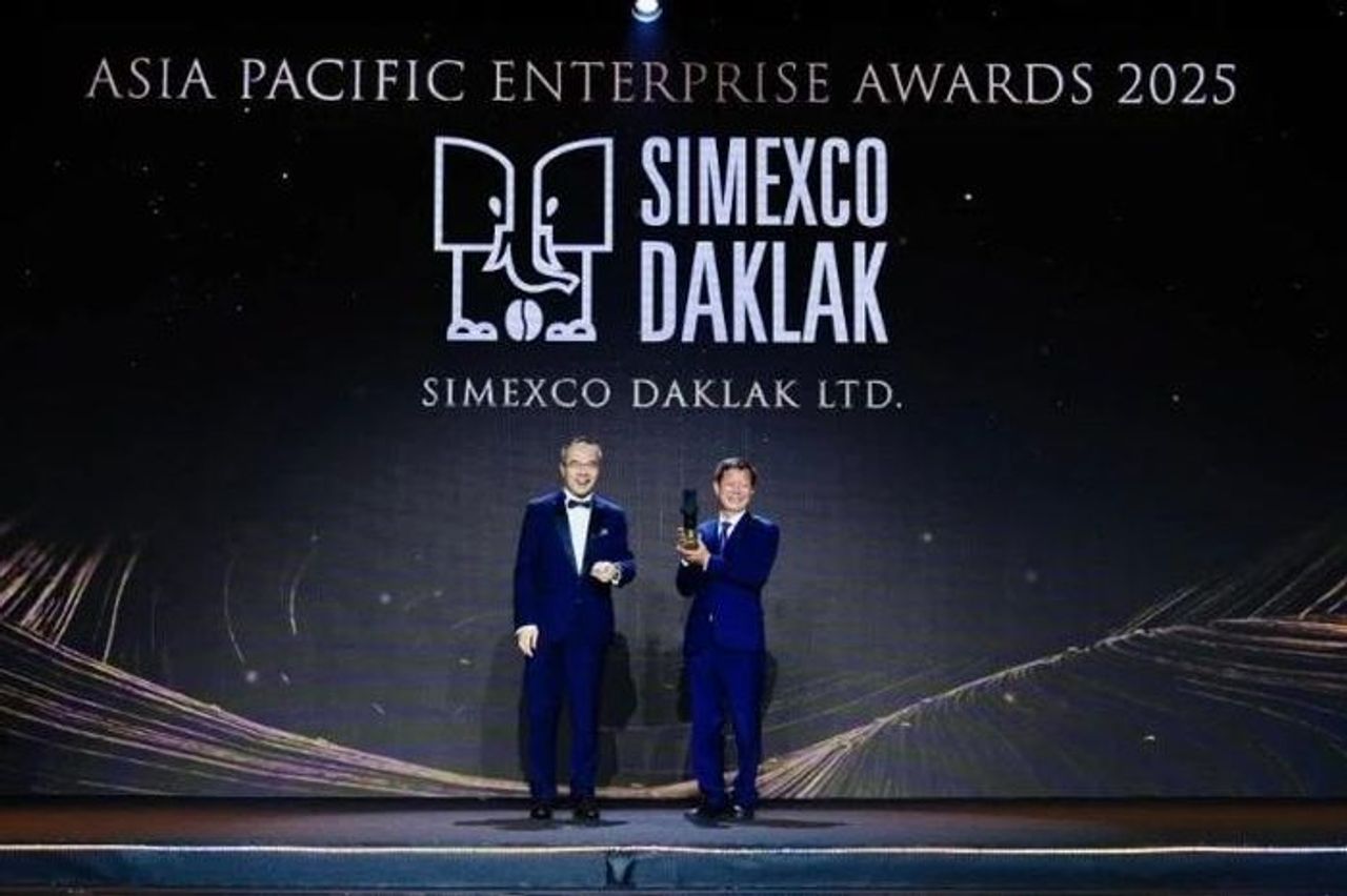 Simexco Đắk Lắk lần thứ 2 liên tiếp được vinh danh 'Doanh nghiệp xuất sắc châu Á - APEA 2025' - Báo Nhân Dân