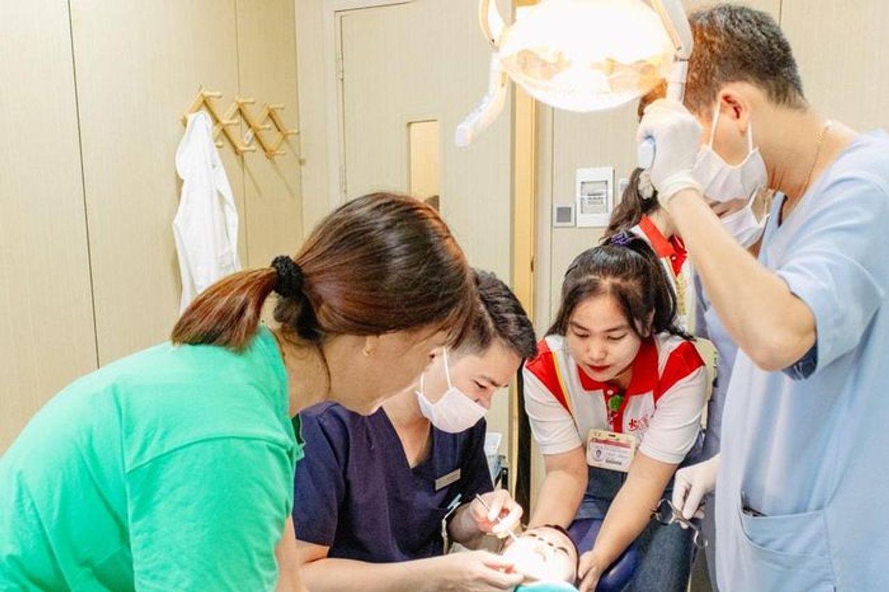 Đắk Lắk: Hành trình sẻ chia qua những nụ cười trẻ thơ - Đại Biểu Nhân Dân