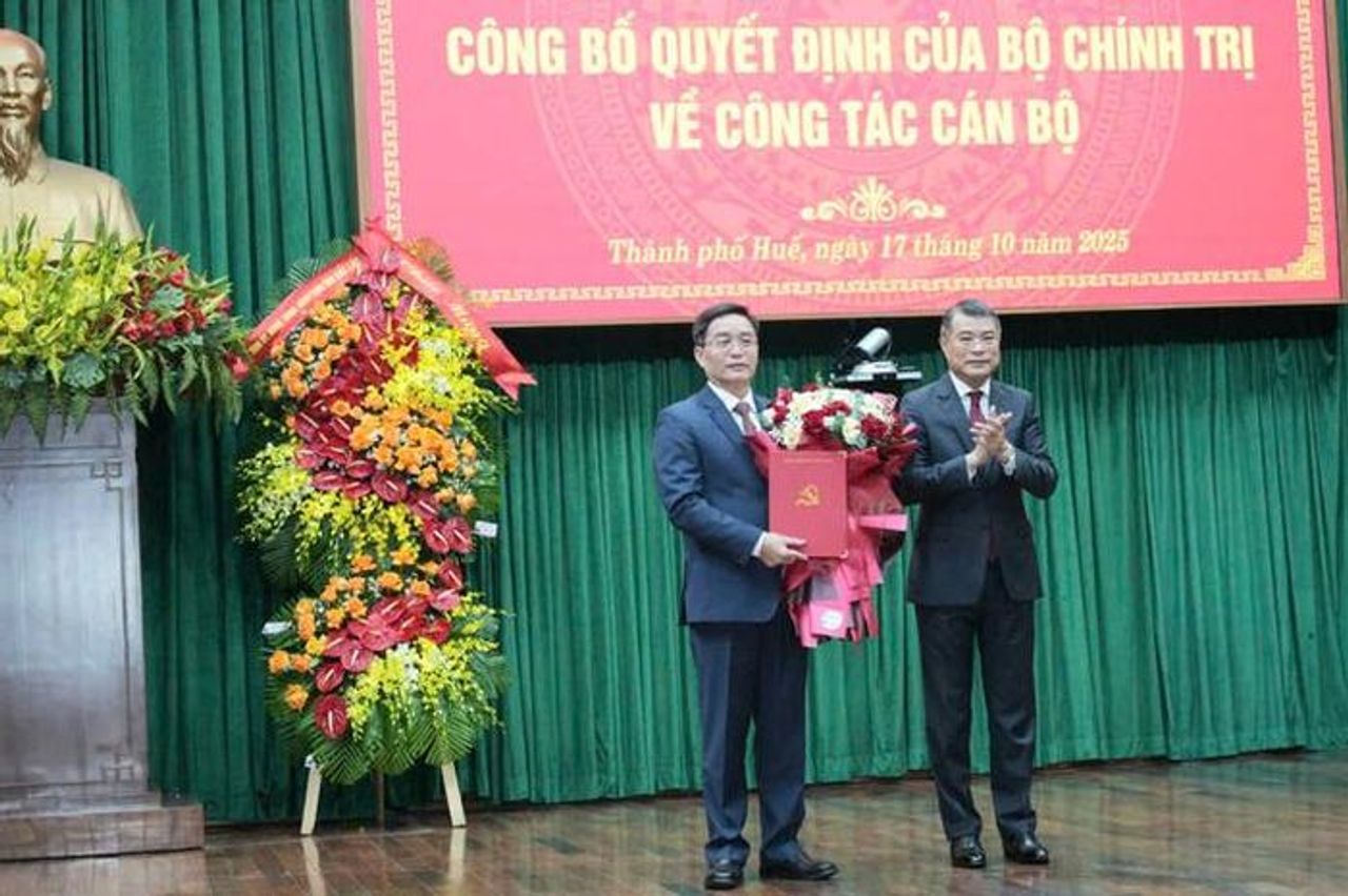 Ông Nguyễn Đình Trung giữ chức Bí thư Thành ủy Huế - Báo Công Thương