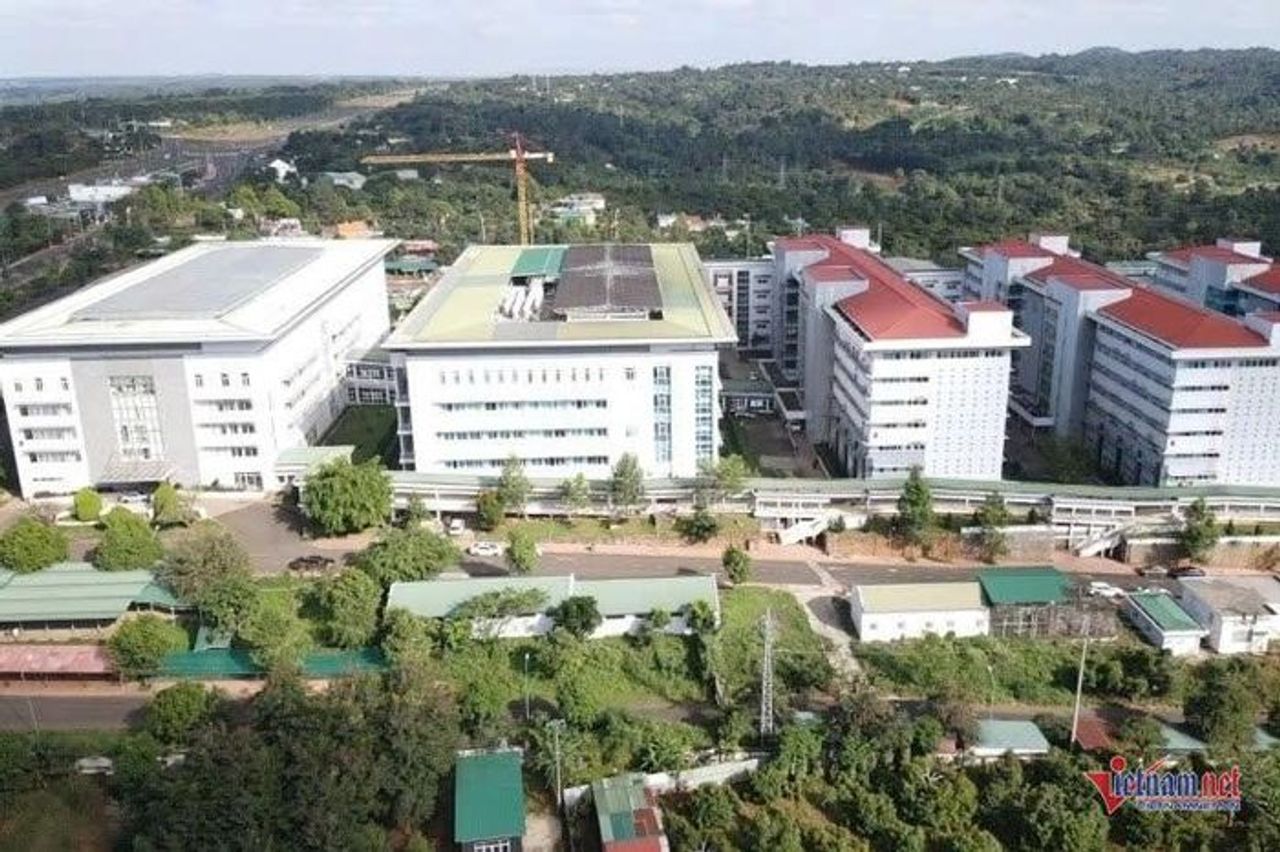 Phó giám đốc từ chối phụ trách Bệnh viện Đa khoa vùng Tây Nguyên, hé lộ lý do phía sau - Báo VietnamNet