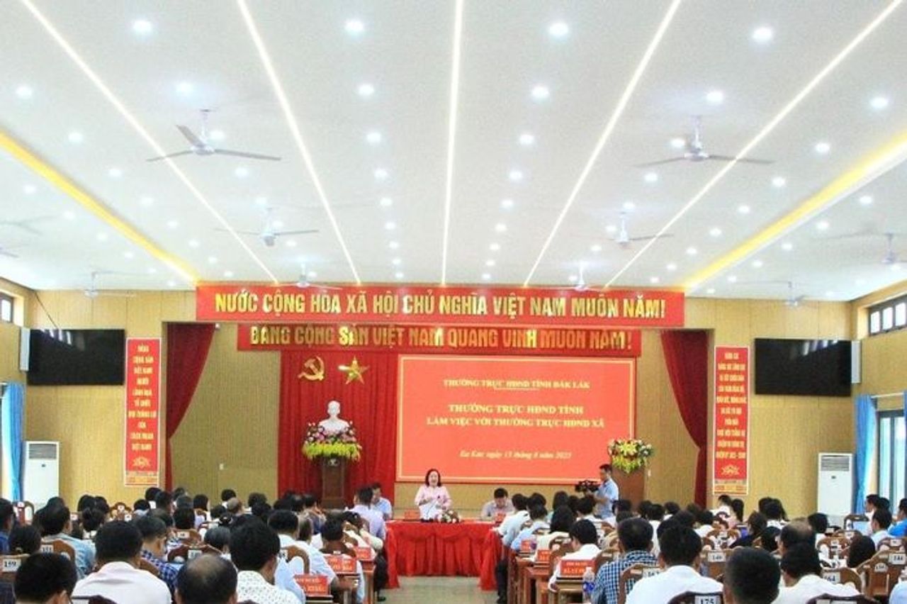 Không chỉ là 'thuộc ai quản lý' - bài toán nhân sự cho HĐND cơ sở - Đại Biểu Nhân Dân