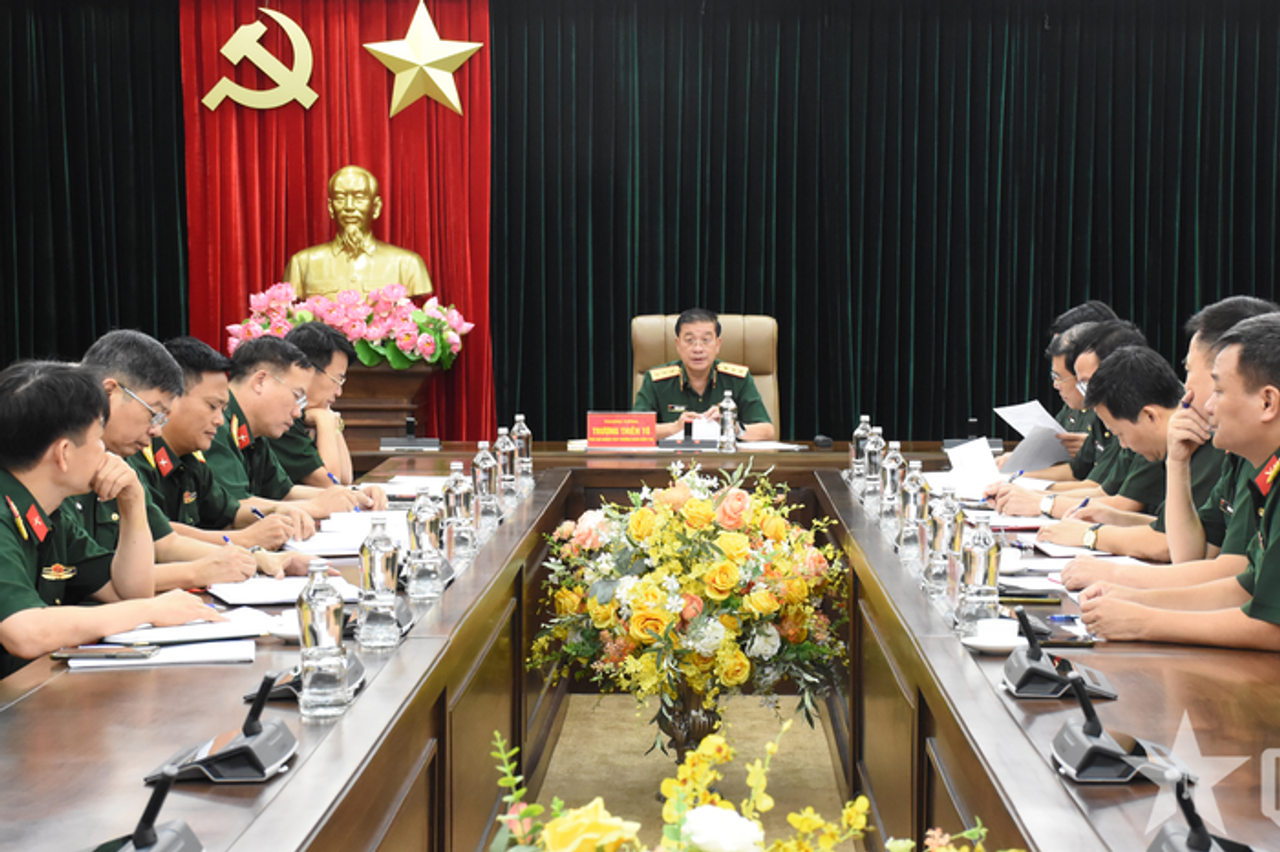 Thượng tướng Trương Thiên Tô chủ trì họp đoàn kiểm tra công tác Đảng, công tác chính trị năm 2025 - Báo Quân Đội Nhân Dân