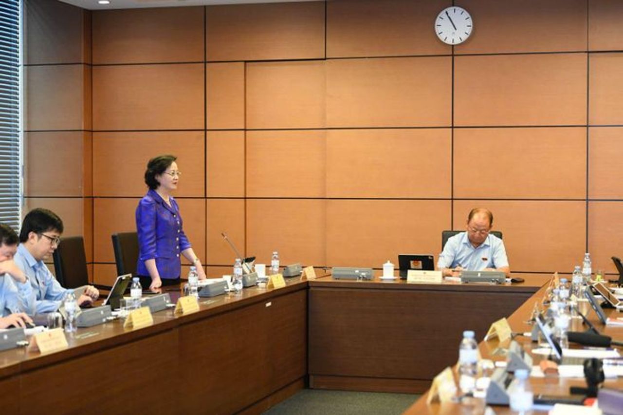 Bộ trưởng Bộ Nội vụ: Về chất lượng, cơ cấu đội ngũ cán bộ công chức vẫn còn có khó khăn, bất cập - Báo Tin Tức TTXVN