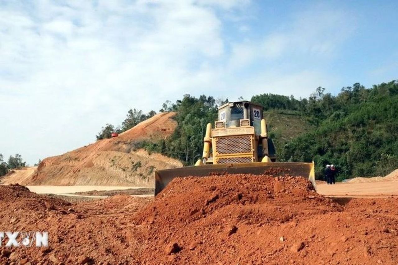 Đắk Lắk: Dự án vốn lớn chậm giải ngân, nhiều công trình trọng điểm 'ì ạch' - Báo VietnamPlus