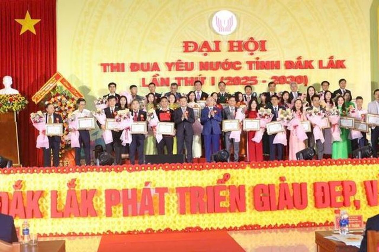 22 cá nhân ở Đắk Lắk được tặng thưởng Huân chương Lao động - Báo Người Lao Động