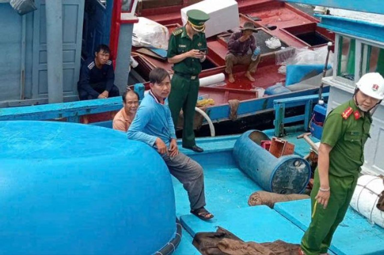 Xác minh tin báo 4 ngư dân bị hành hung khi đánh bắt cá - Báo Pháp Luật TP.HCM