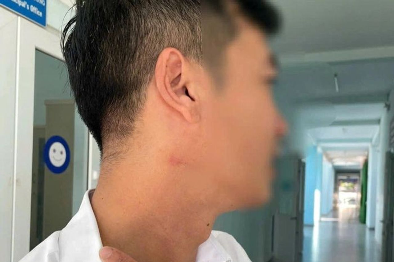 Sẽ buộc thôi việc giáo viên hành hung đồng nghiệp trong sân trường - Báo Pháp Luật TP.HCM