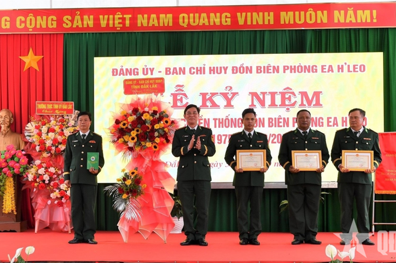 Đồn Biên phòng Ea H'Leo kỷ niệm 50 năm Ngày truyền thống - Báo Quân Đội Nhân Dân