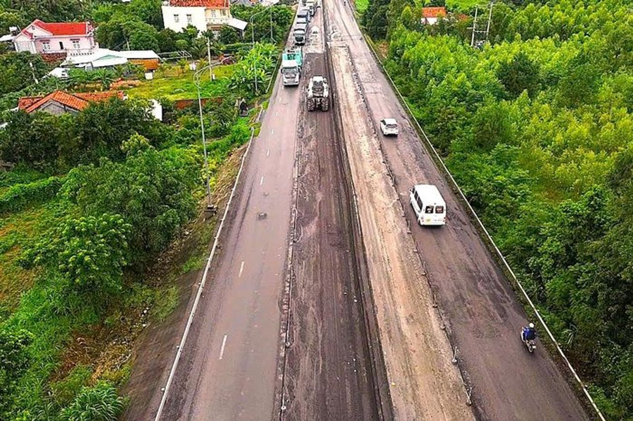 Sửa đường vào mùa mưa, quốc lộ 1 qua Đắk Lắk nhan nhản 'bẫy' nguy hiểm - Báo VTC News