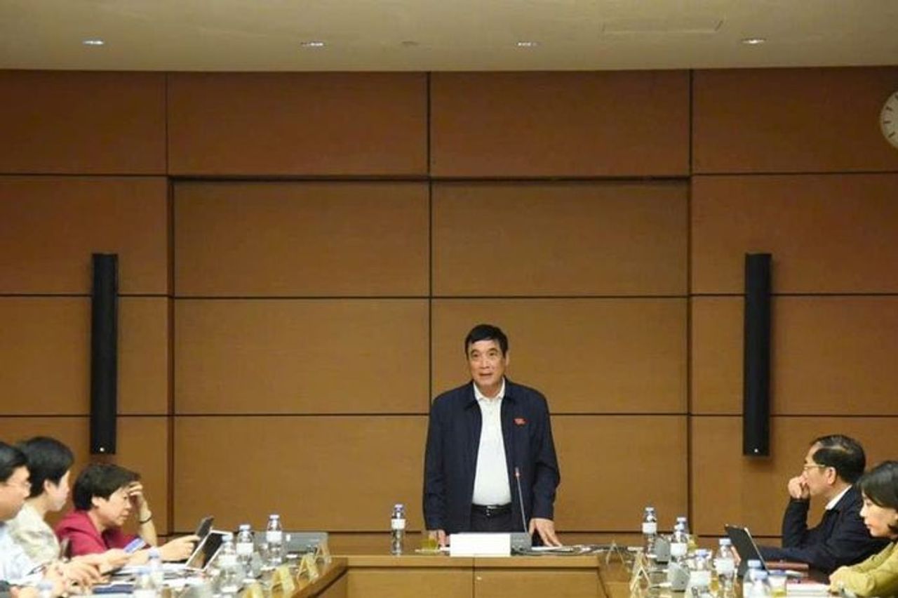 Bổ sung quy định bảo đảm tính trung thực trong đánh giá sản phẩm - Đại Biểu Nhân Dân