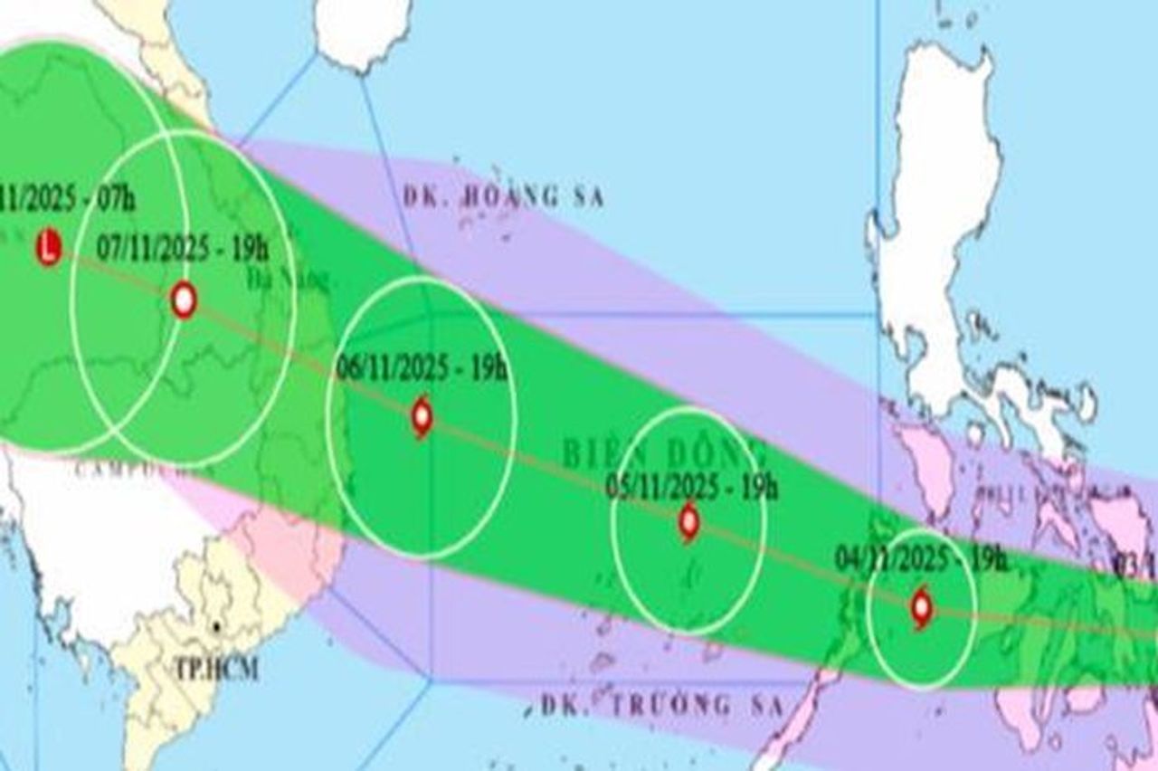 Bão Kalmaegi rất mạnh với cường độ có thể đạt trên cấp 13-14, khi nào ảnh hưởng tới miền Trung? - Báo Người Lao Động