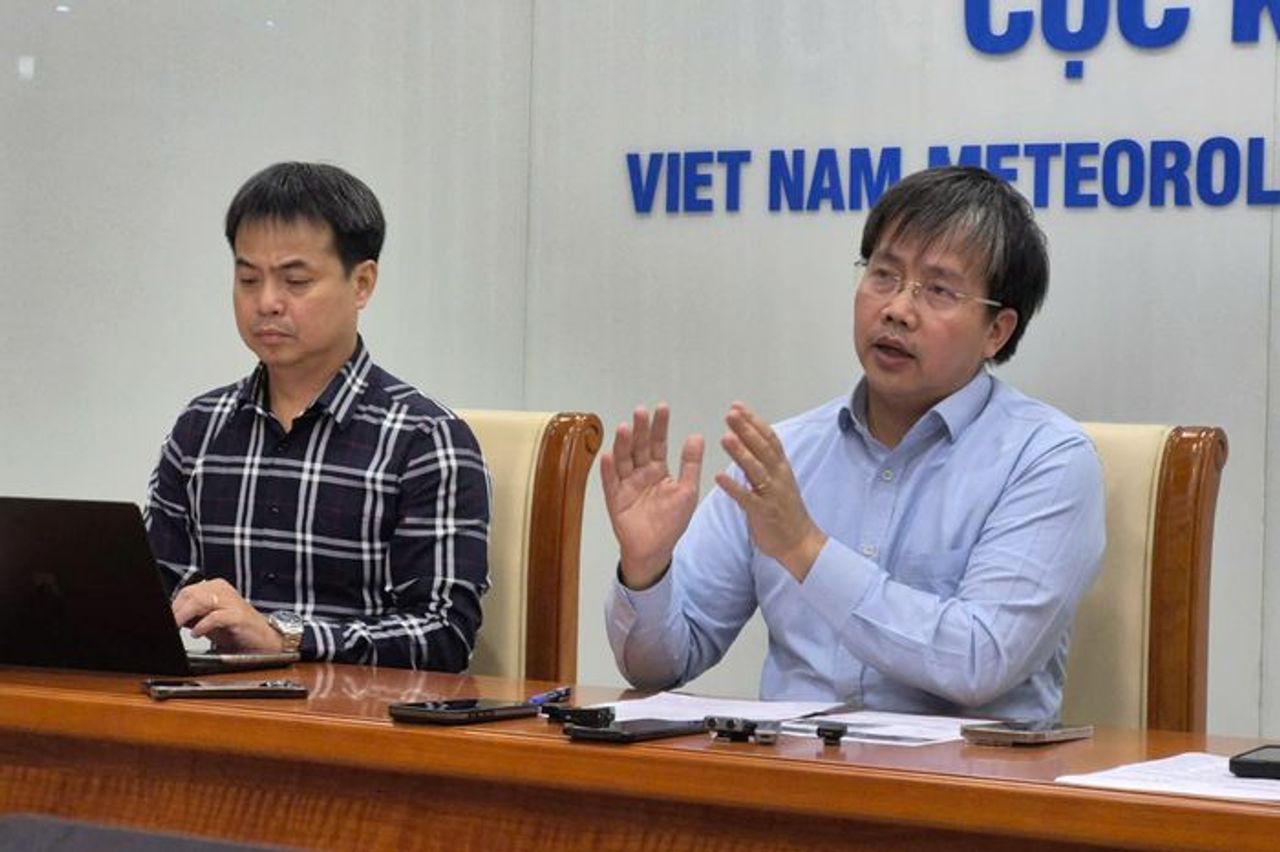 Bão Kalmaegi rất mạnh, Việt Nam quyết định phát tin bão khẩn cấp - Báo Pháp Luật TP.HCM