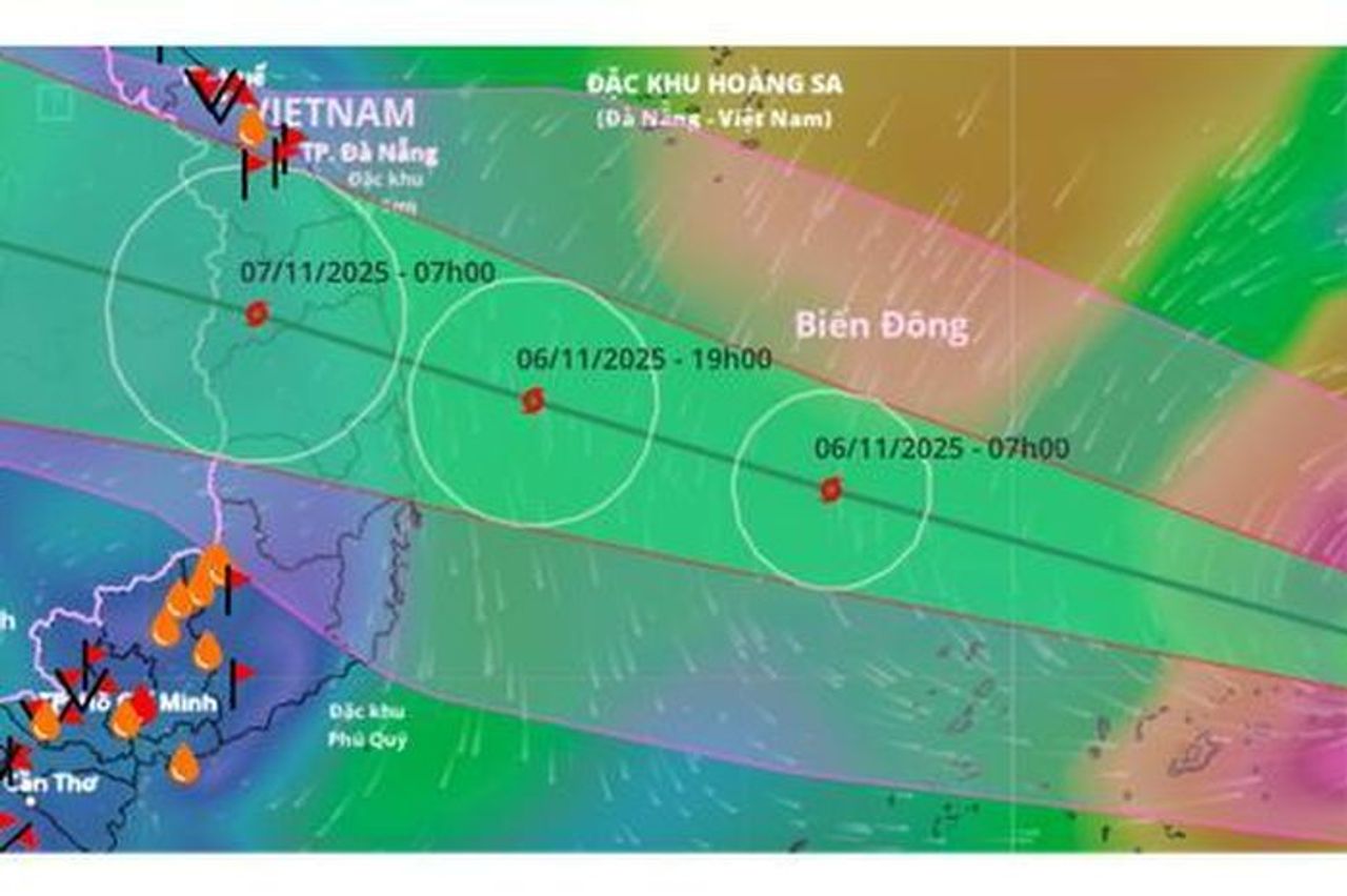 Vì sao bão số 13 Kalmaegi dự báo mạnh thêm lên cấp 14, giật cấp 17 khi vào Biển Đông? - Báo Người Lao Động