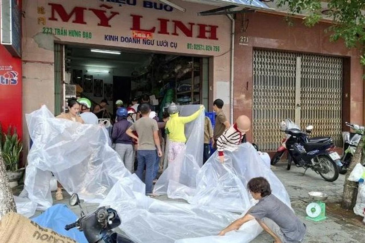 Đắk Lắk kiên quyết di dời, sơ tán người, phương tiện và tài sản ra khỏi các khu vực nguy hiểm - Báo Nhân Dân