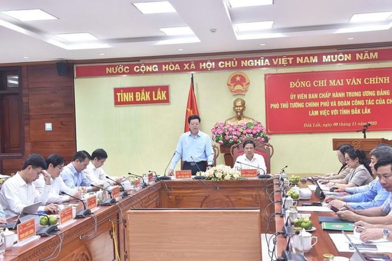 Đắk Lắk tiếp tục tháo gỡ khó khăn trong phát triển kinh tế - xã hội, phấn đấu tăng trưởng 8% năm 2025 - Báo Chính Phủ